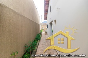 Casa para  no bairro Stella Maris, em Peruíbe / São Paulo.