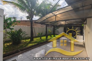 Casa para venda no bairro 38, em Peruíbe / SP.
