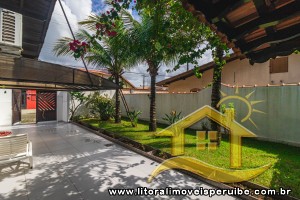 Casa para venda no bairro 38, em Peruíbe / SP.