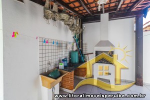 Casa para venda no bairro 38, em Peruíbe / SP.