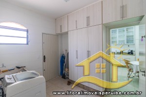 Casa para venda no bairro 38, em Peruíbe / SP.