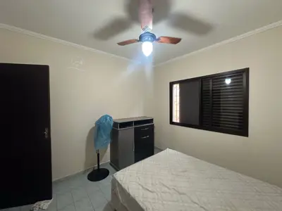 Casa - Sobrado com 3 dormitórios (sendo 1 suite(s)) a 0,00 metros praia.