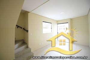 Apartamento - Térreo com 2 quartos (sendo 2 suite(s)) a 700,00 metros praia.