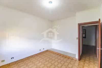 Casa - Térrea com 0 dormitórios (sendo 0 suite(s)) a 0,00 metros praia.