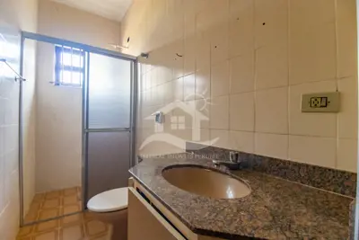 Casa - Térrea com 0 dormitórios (sendo 0 suite(s)) a 0,00 metros praia.