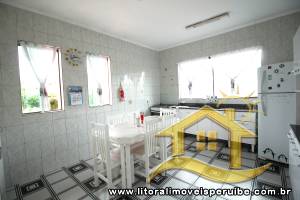 Casa - Sobrado com 6 dormitórios (sendo 3 suite(s)) a 90,00 metros praia.
