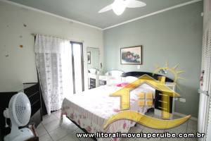 Casa - Sobrado com 6 dormitórios (sendo 3 suite(s)) a 90,00 metros praia.