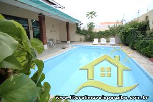 Casa - Sobrado com 6 dormitórios (sendo 3 suite(s)) a 90,00 metros praia.