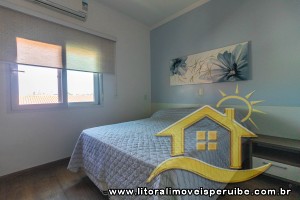 Casa - Sobrado com 5 dormitórios (sendo 5 suite(s)) a 0,00 metros praia.