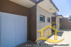 Casa - Sobrado com 5 dormitórios (sendo 5 suite(s)) a 0,00 metros praia.