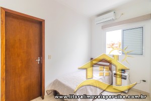 Casa - Térrea com 2 dormitórios (sendo 1 suite(s)) a 0,00 metros praia.