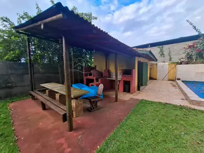 Chácara - Rural com  dormitórios  a 1500,00 metros praia.