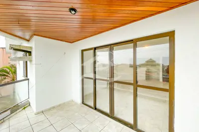Apartamento - Amplo com 3 dormitórios (sendo 1 suite(s)) a 800,00 metros praia.