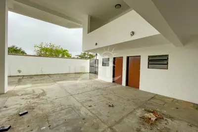 Apartamento - Amplo com 3 dormitórios (sendo 1 suite(s)) a 800,00 metros praia.