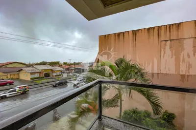 Apartamento - Amplo com 3 dormitórios (sendo 1 suite(s)) a 800,00 metros praia.