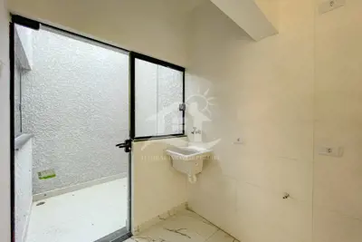 Apartamento - Alto com 1 dormitórios  a 300,00 metros praia.