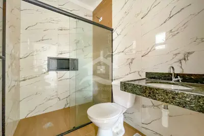 Apartamento - Alto com 1 dormitórios  a 300,00 metros praia.