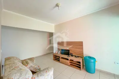 Casa - Sobrado com 3 quartos (sendo 1 suite(s)) a 40,00 metros praia.