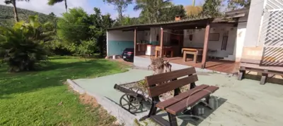 Chácara - Rural com  quartos  a 0,00 metros praia.