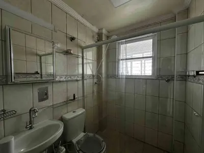 Apartamento - Amplo com 1 quartos (sendo 0 suite(s)) a 400,00 metros praia.