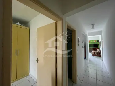Apartamento - Alto com 1 quartos  a 500,00 metros praia.