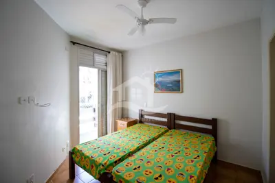 Apartamento - Amplo com 3 quartos (sendo 1 suite(s)) a 250,00 metros praia.