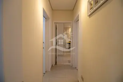 Apartamento - Amplo com 2 quartos (sendo 1 suite(s)) a 450,00 metros praia.