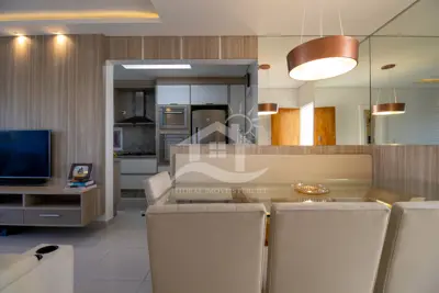 Apartamento - Amplo com 2 quartos (sendo 1 suite(s)) a 450,00 metros praia.