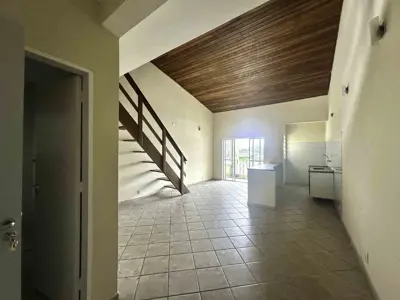 Kitnet - Ampla com 1 quartos (sendo 0 suite(s)) a 3,00 metros praia.