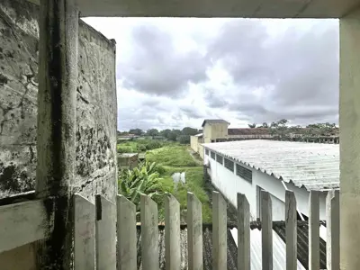 Kitnet - Ampla com 1 quartos (sendo 0 suite(s)) a 3,00 metros praia.