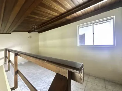 Kitnet - Ampla com 1 quartos (sendo 0 suite(s)) a 3,00 metros praia.