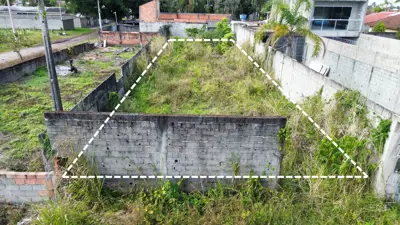 Terreno - Murado com  quartos  a 600,00 metros praia.