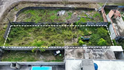 Terreno - Murado com  quartos  a 600,00 metros praia.