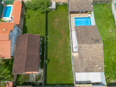 Terreno - Murado com  dormitórios  a 700,00 metros praia.