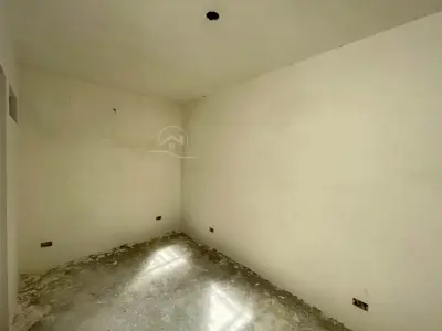 Apartamento - Alto com 2 dormitórios (sendo 1 suite(s)) a 0,00 metros praia.