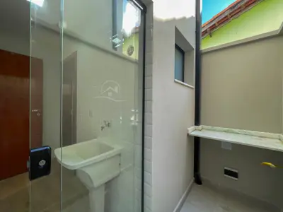 Apartamento - Loft com 1 dormitórios (sendo 1 suite(s)) a 600,00 metros praia.
