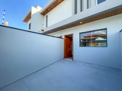 Apartamento - Loft com 1 dormitórios (sendo 1 suite(s)) a 600,00 metros praia.