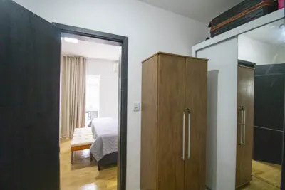 Casa - Sobrado com 3 dormitórios (sendo 3 suite(s)) a 1500,00 metros praia.