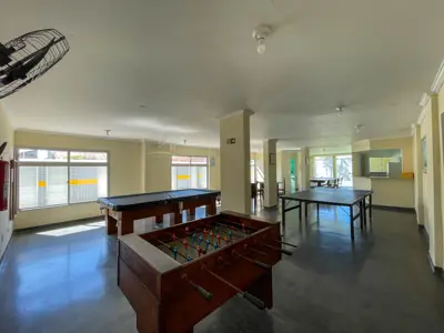 Apartamento - Amplo com 3 dormitórios (sendo 1 suite(s)) a 1,50 metros praia.