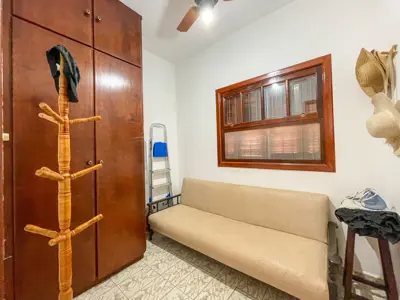 Casa - Térrea com 4 quartos (sendo 0 suite(s)) a 950,00 metros praia.