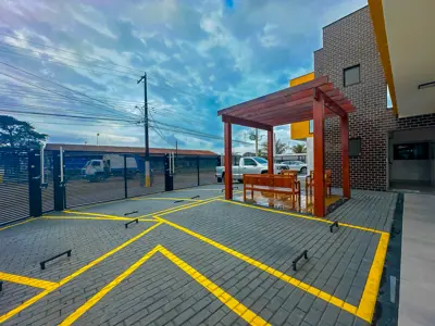 Apartamento - Loft Residencial Fechado com 1 quartos (sendo 1 suite(s)) a 700,00 metros praia.