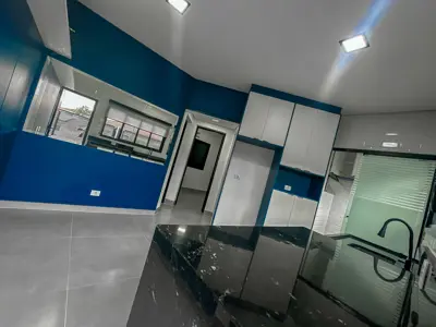 Apartamento - Amplo com 1 quartos (sendo 1 suite(s)) a 700,00 metros praia.
