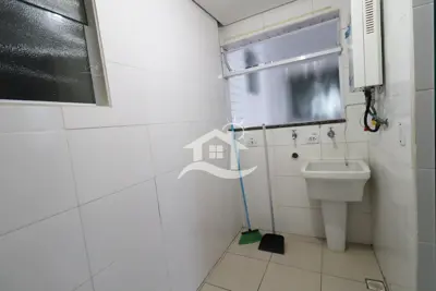 Apartamento - Alto com 3 quartos (sendo 2 suite(s)) a 550,00 metros praia.