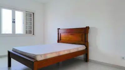 Casa - Sobrado com 4 quartos (sendo 4 suite(s)) a 100,00 metros praia.