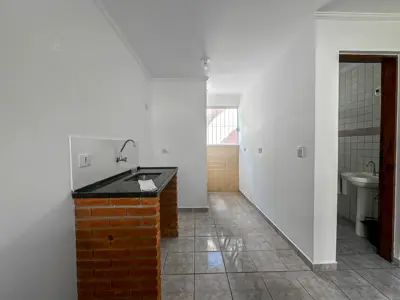 Kitnet - Ampla com 1 quartos (sendo 0 suite(s)) a 400,00 metros praia.