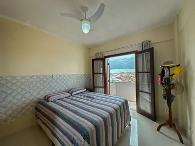 Apartamento - Amplo com 2 quartos (sendo 0 suite(s)) a 400,00 metros praia.