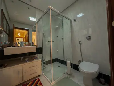 Apartamento - Amplo com 2 quartos (sendo 0 suite(s)) a 400,00 metros praia.