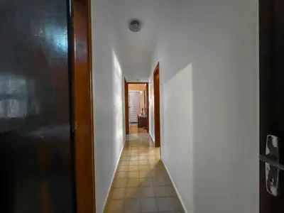 Casa - Térrea com 3 quartos (sendo 1 suite(s)) a 250,00 metros praia.