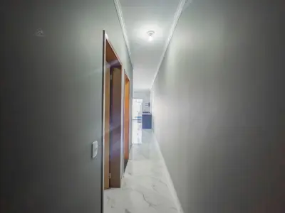 Casa - Térrea com 2 quartos (sendo 1 suite(s)) a 2,70 metros praia.