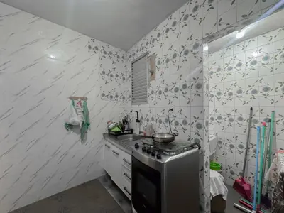 Apartamento - Alto com 3 quartos (sendo 0 suite(s)) a 0,00 metros praia.